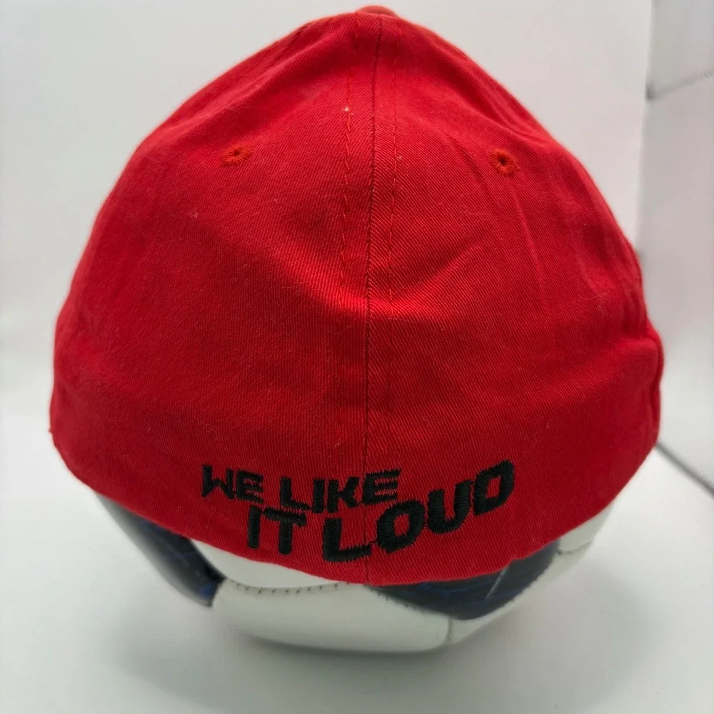 DS18 We Like It Loud Red Baseball Cap Hat Car Audio Embroidered Flex‎ Fit